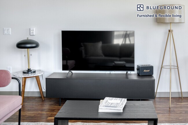 Foto del edificio - 2428 NW Market St