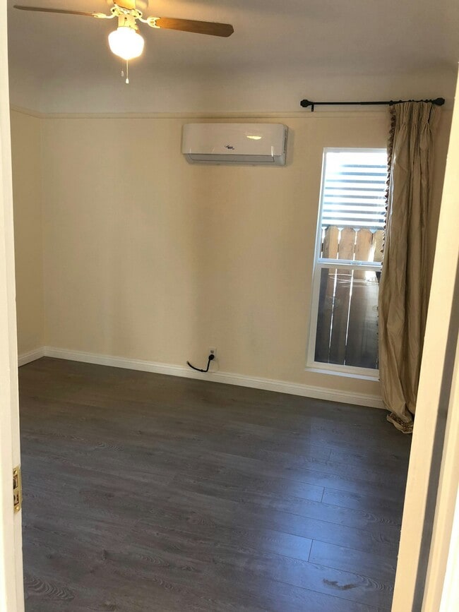 Foto del edificio - 516-516 N Olive Ave