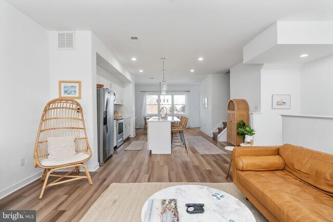 Foto del edificio - 308 Douglas Ave