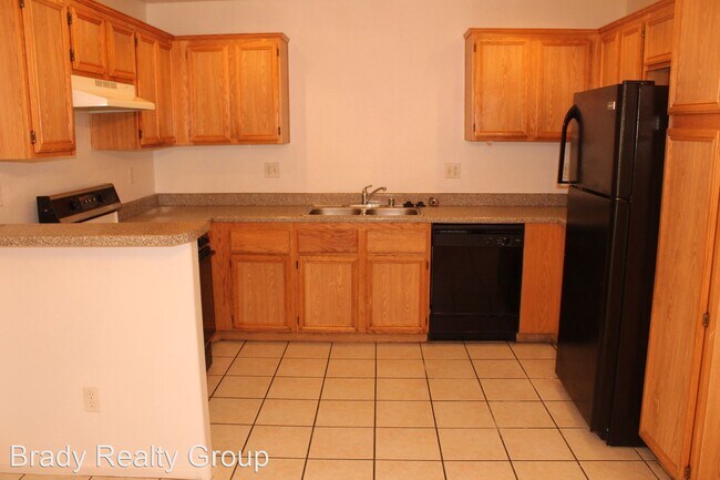 Building Photo - 2070 William Holden Ct