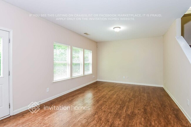 Building Photo - 4905 Medlock Trail Ct SW