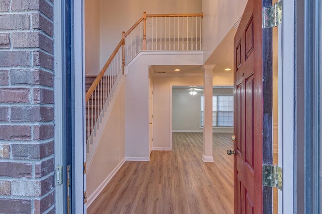 Building Photo - 632 Vonbryan Trace