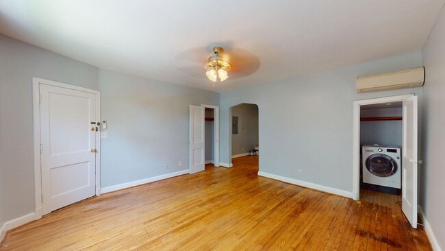 Building Photo - 4021 7th St NE