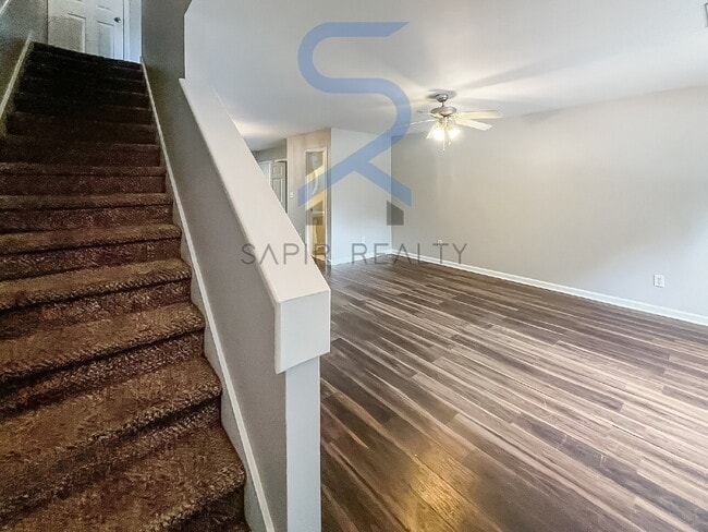 Foto del edificio - Move in before October 15th and get $100 O...