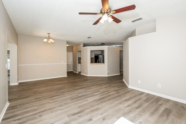 Building Photo - 957 Ponderosa Pine Ct