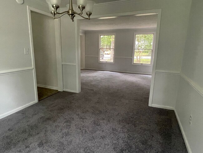 Foto del edificio - Spacious Chesterfield 2 Story