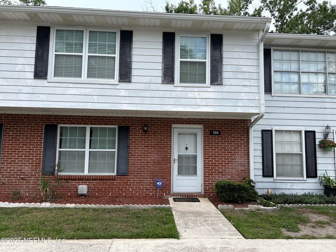 Foto principal - 306 Kettering Terrace