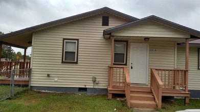 Building Photo - 632 Eva Cir