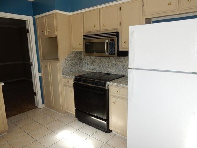 Foto del edificio - 3 Bedroom, 2 Bathroom off of Old Moon Road!