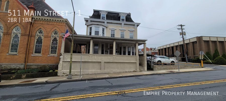 Primary Photo - 1st Floor: 2 Bedroom / 1 Bathroom Apartmen...