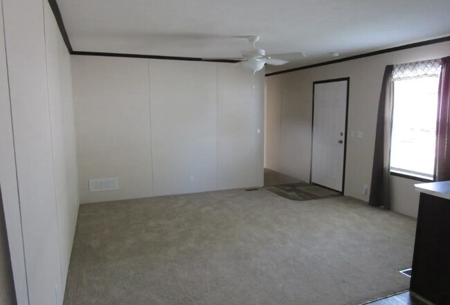 Foto del edificio - 415 Deerfield Ln