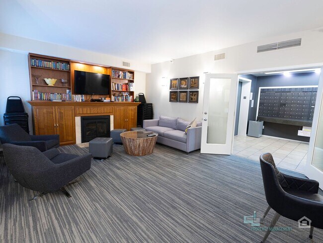 Foto del edificio - University Park 2 Bd/1 Bth With Fitness Ce...