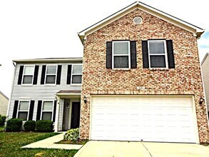 Building Photo - 626 Hickory Pine Dr