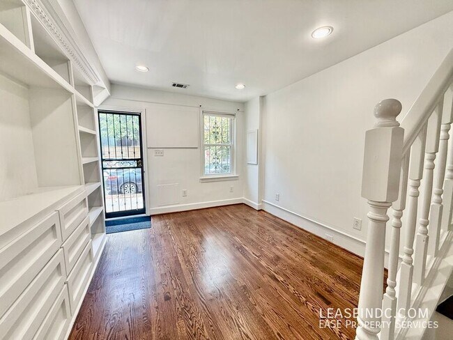 Foto del edificio - 2333 17th St NW