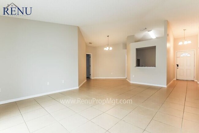 Foto del edificio - Available Now!