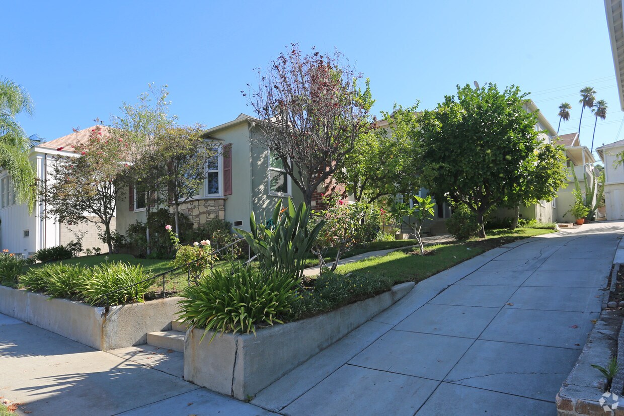 Building Photo - 1310 N Brand Blvd
