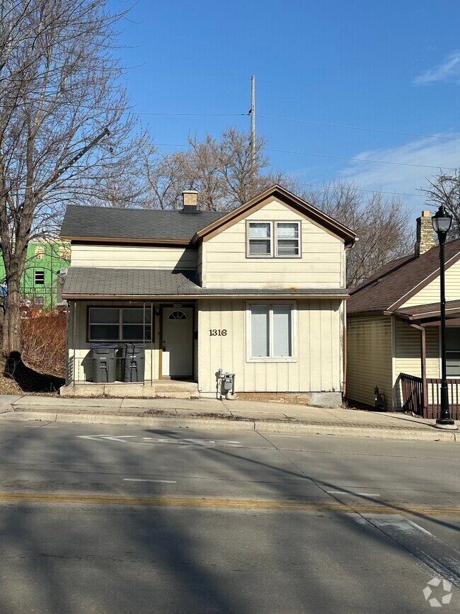 The Flats Apartments for Rent with Parking Sheboygan, WI 2 Rentals