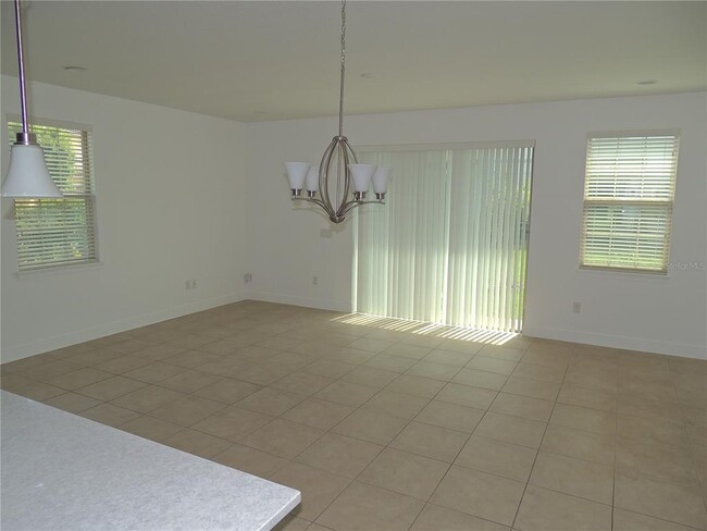 Foto del edificio - 14151 Millington St