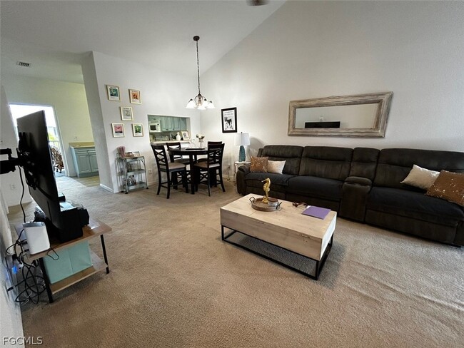 Foto del edificio - 8313 Bernwood Cove Loop