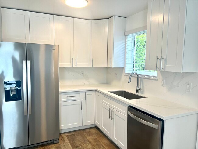 Foto del edificio - 7114 SW 63rd Ave