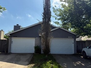 Building Photo - 6711 S Creek Dr