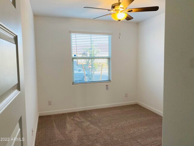 Foto del edificio - 24530 N 164th Dr
