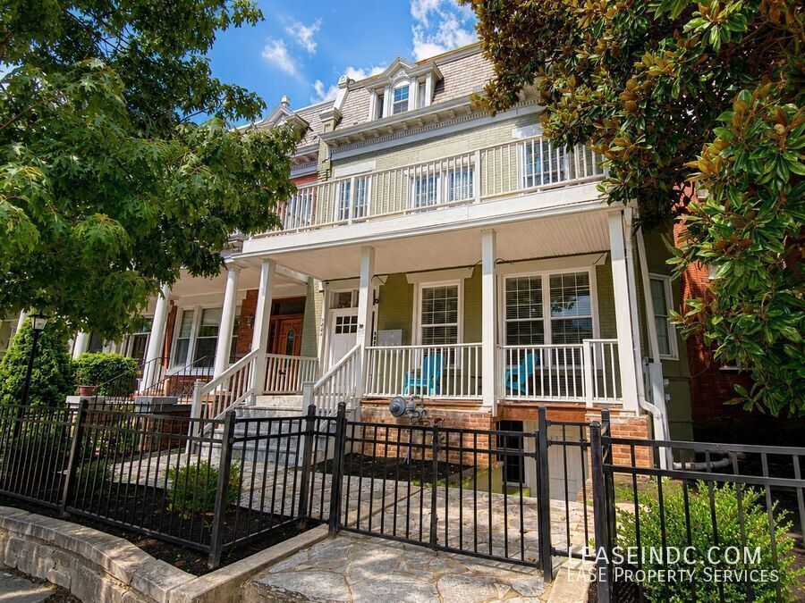 Photo - 3646 New Hampshire Avenue NW-#4