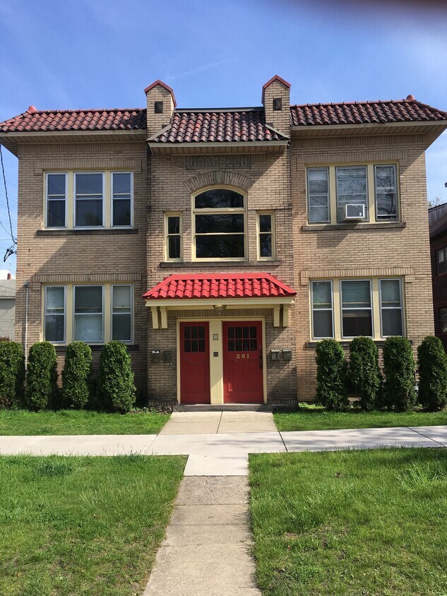 Main Entrance - 261 E 6th St