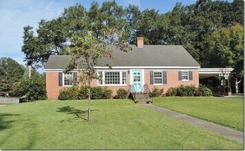 Building Photo - 506 Monticello Dr NW