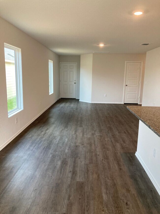 Foto del edificio - 3 Bedroom/2 Bathroom Lonesome Dove