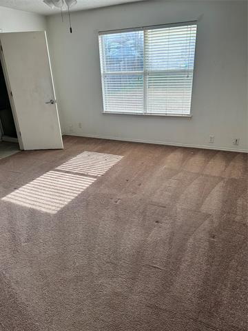 Foto del edificio - 708 River Run Dr