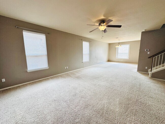 Building Photo - 4-Bedroom Home in Rancho Alto – 2,258 Sq F...