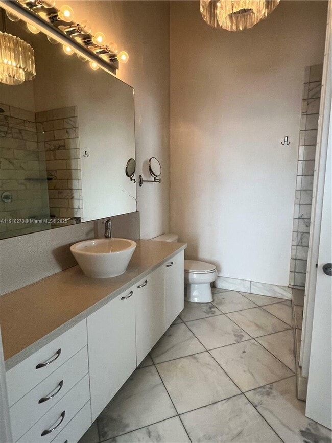 Building Photo - 2300 NE 33rd Ave