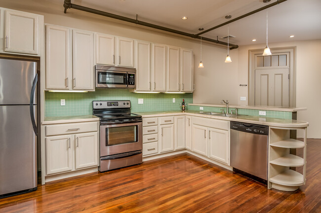 Kitchen - Montour House