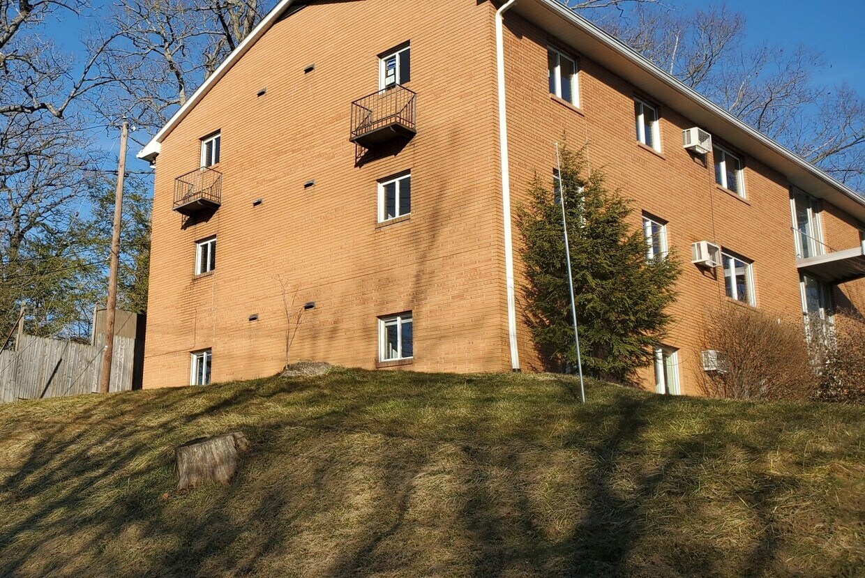 1252 Edward Ln, Zanesville, OH 43701 Apartments Zanesville, OH