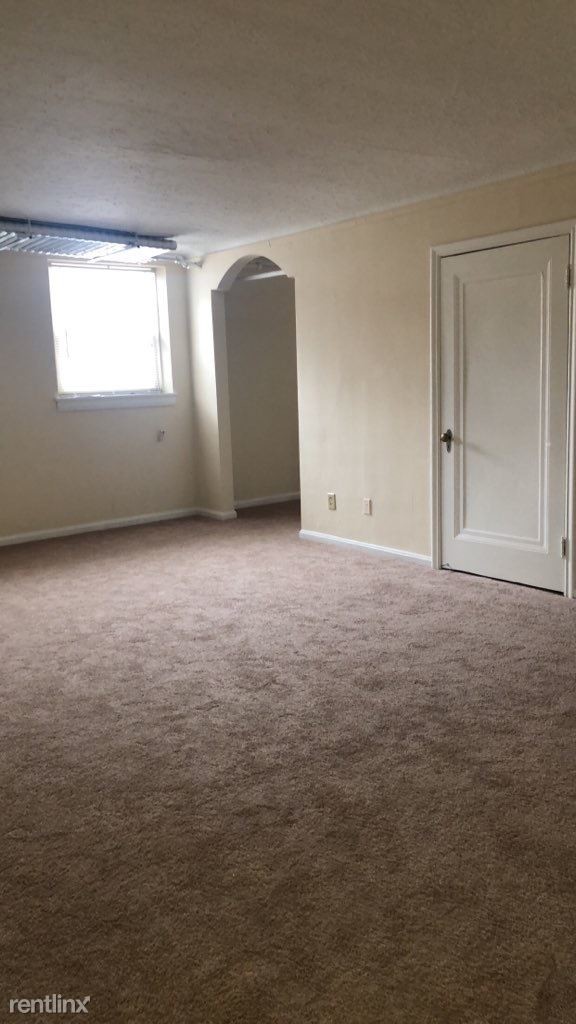 Building Photo - 1063 Cove Ave