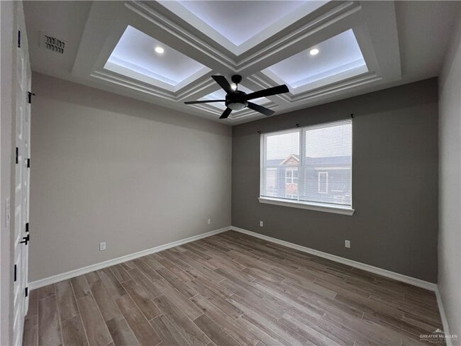 Foto del edificio - 36 N Crown Point