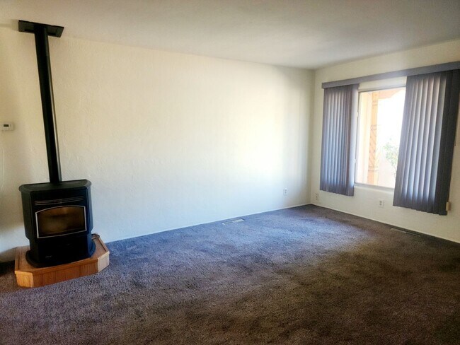 Foto del edificio - Cozy Home In North Valley