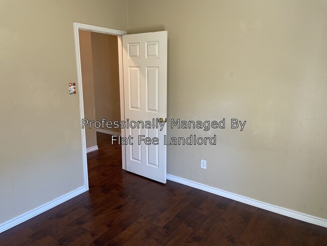 Building Photo - 15809 Ducote Dr
