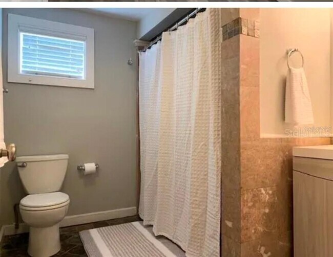 Foto del edificio - 721 22nd St