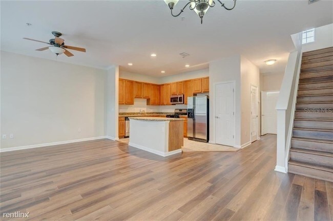 Foto del edificio - 3 br, 3 bath House - 815 S Fort Harrison Ave