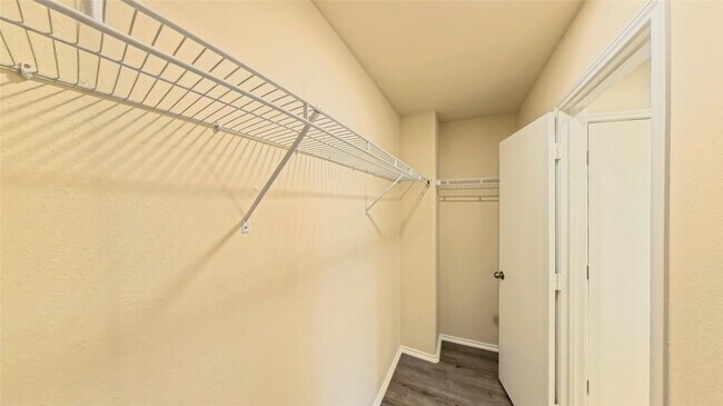 Foto del edificio - 2843 Maybrook Hollow Ln