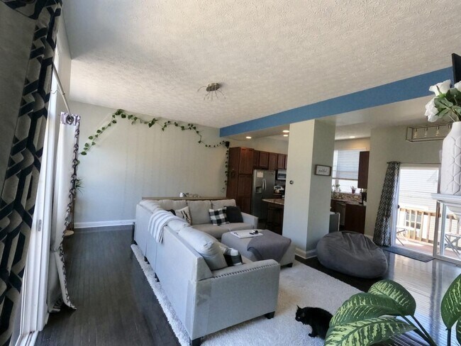 Building Photo - 5409 Saint Stephens Ct
