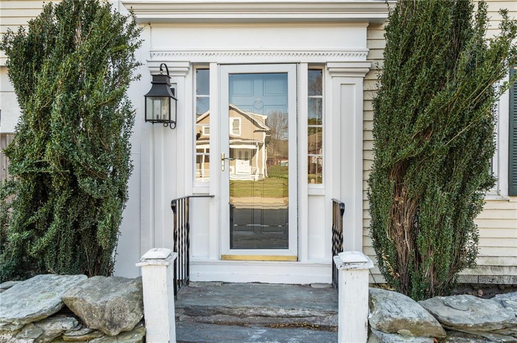 80 Turnpike Ave, Portsmouth, RI 02871 House Rental in Portsmouth, RI