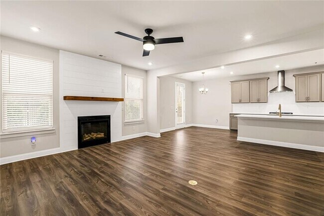 Foto del edificio - 639 Tigers Eye Ter