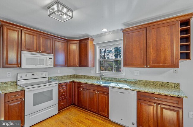 Foto del edificio - 8423 Hunt Valley Dr