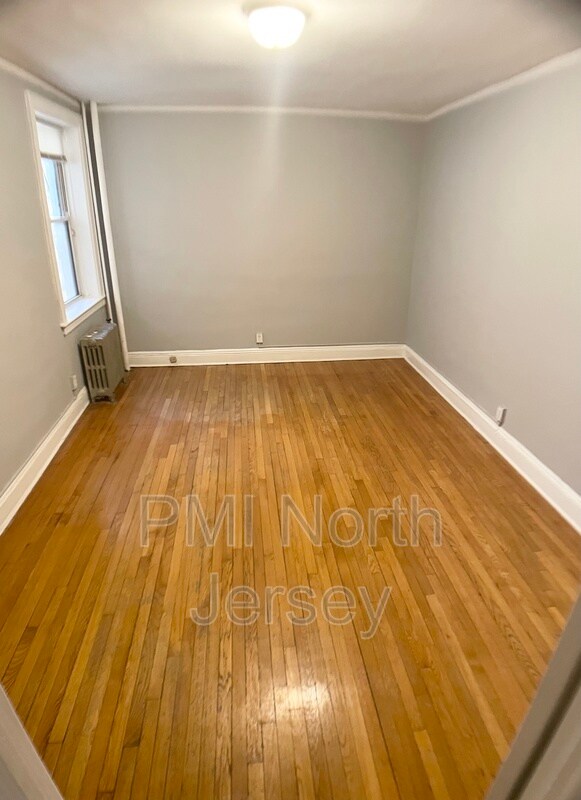 Foto del edificio - 7435 Boulevard E