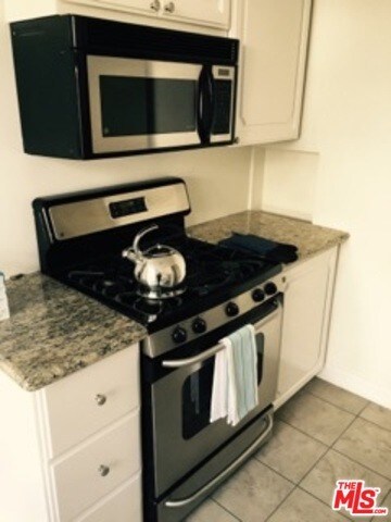 Primary Photo - 1360 Crescent Heights Boulevard
