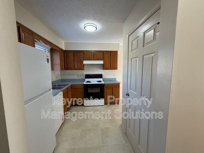 Foto del edificio - 700 Rife Rd