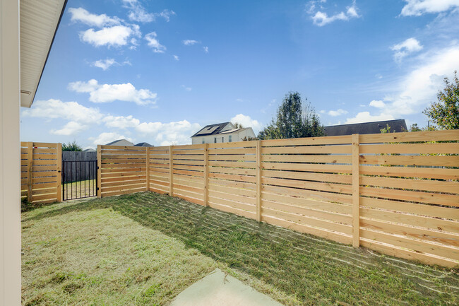 Foto del edificio - Allen Ridge Townhomes